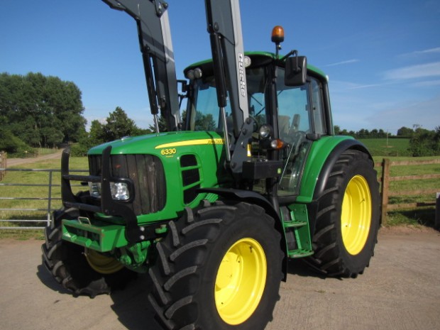 John Deere 6330