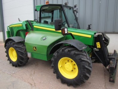John Deere 3215 telescopic