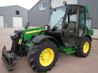 John Deere 3215 telescopic