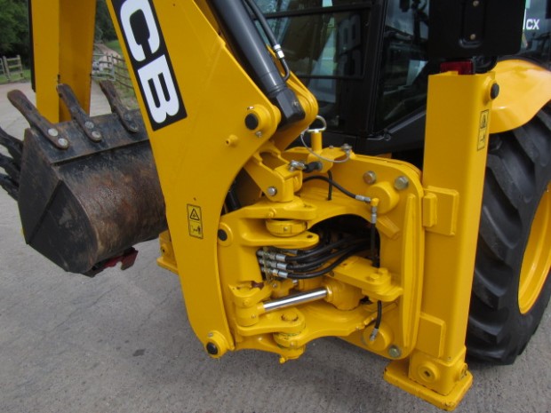 JCB MIDI CX