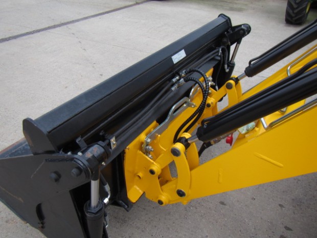 JCB MIDI CX