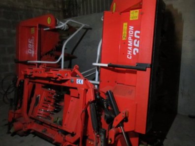 Kemper Champion 360 8 row maize header
