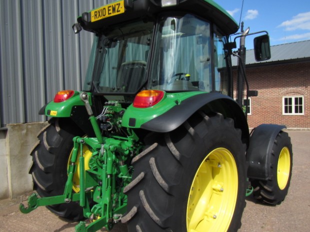 John Deere 5080M