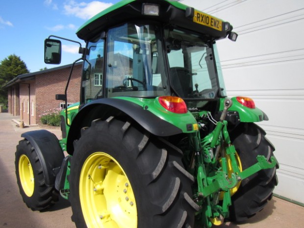 John Deere 5080M