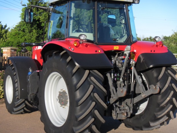 Massey Ferguson 7618
