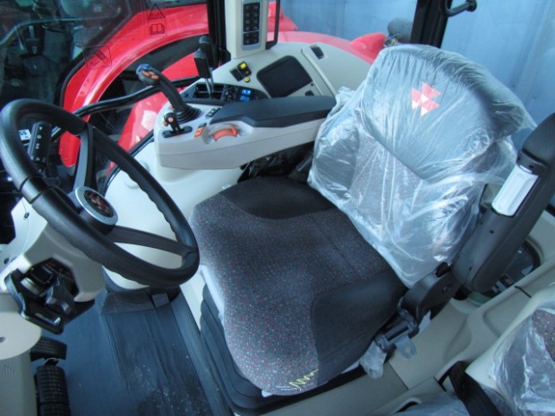 Massey Ferguson 7618
