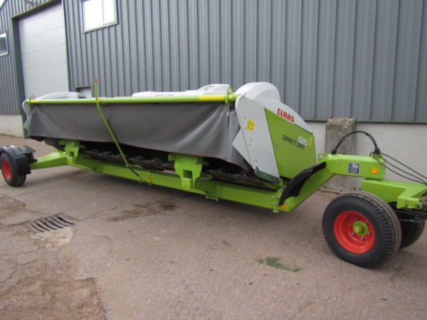 Claas 520 Direct Disc whole crop header
