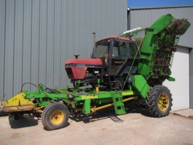 Standen Tornado 2 row beet harvester