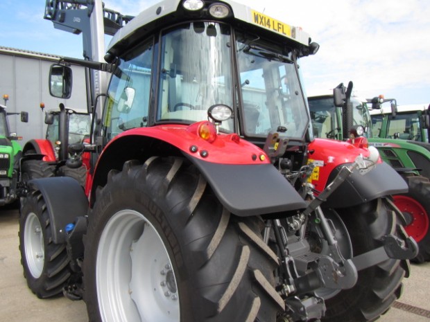 Massey Ferguson 5612 Efficient