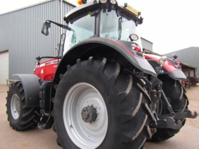 Massey Ferguson 8670