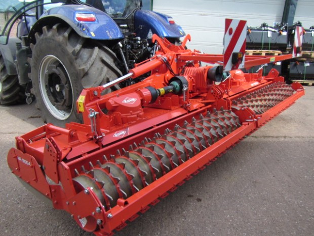 Kuhn HR 5004 power harrow