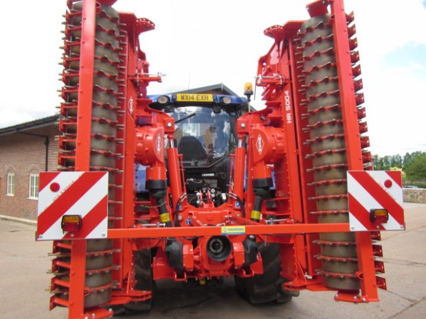Kuhn HR 5004 power harrow