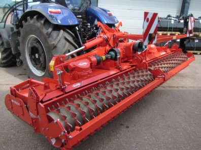 Kuhn HR 5004 power harrow