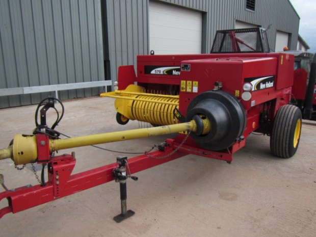 New Holland 570 conventional baler