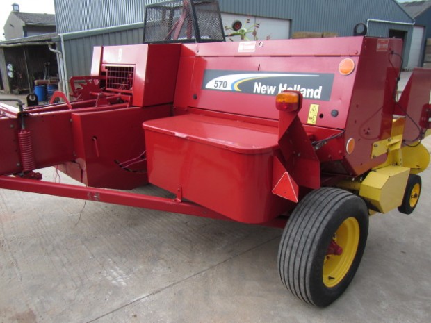 New Holland 570 conventional baler