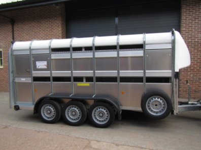 Ifor Williams TA510G3 tri-axle trailer 14ft 3,500kg