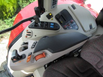 Massey Ferguson 7615 Efficient