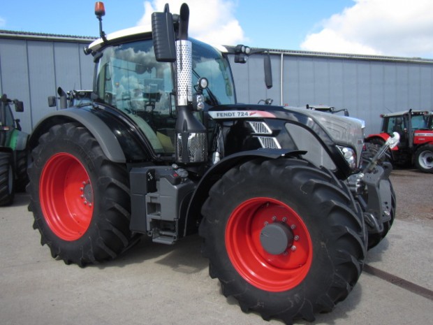 Fendt 724 Profi-Plus