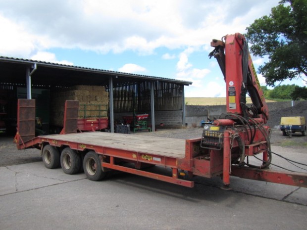 Herbst tri-axle low loading trailer
