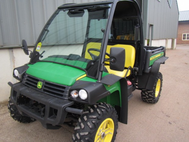 John Deere 855D UXV Gator