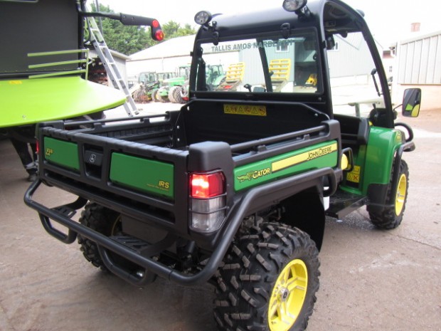 John Deere 855D UXV Gator