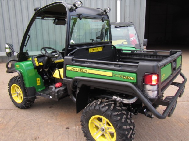 John Deere 855D UXV Gator