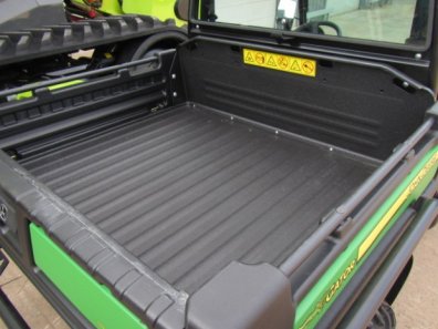 John Deere 855D UXV Gator