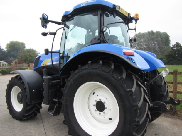 New Holland T6080