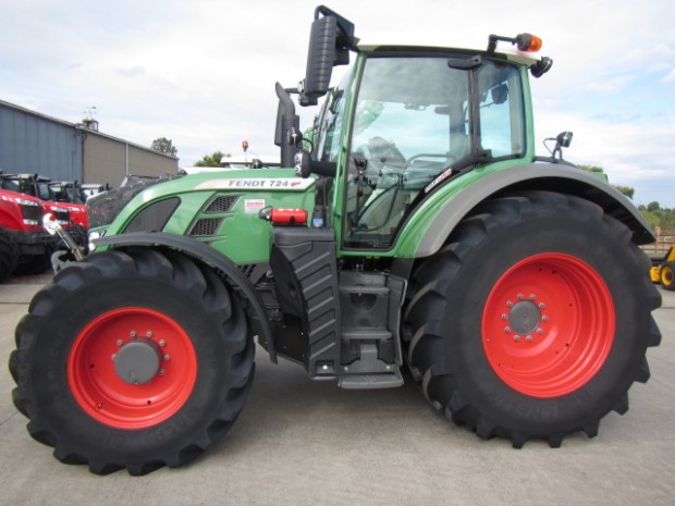 Fendt 724 Profi-Plus