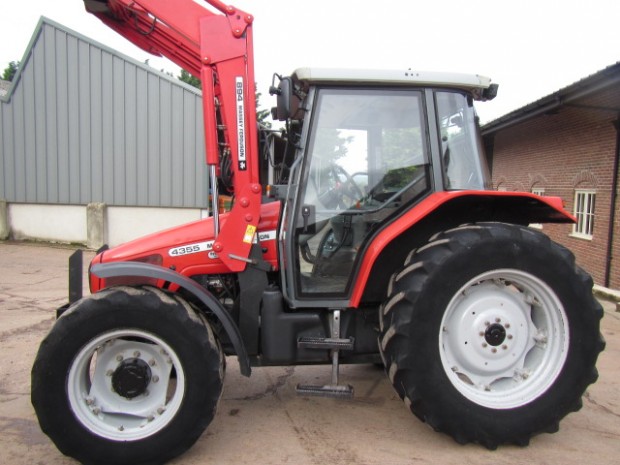 Massey Ferguson 4355
