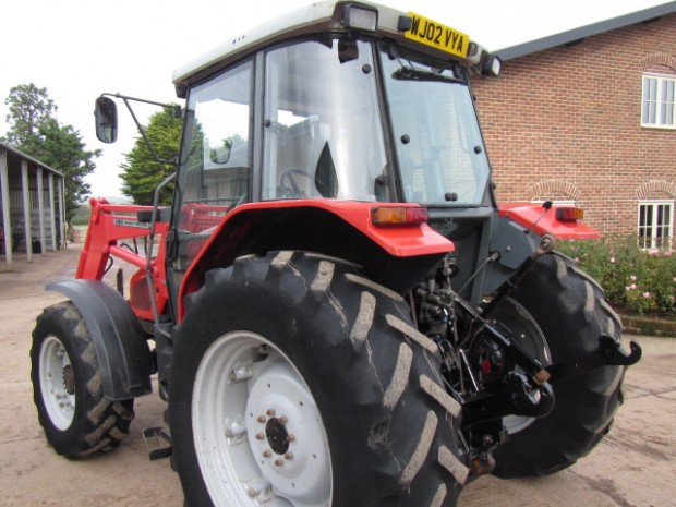 Massey Ferguson 4355