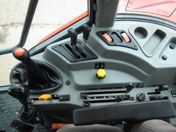 Massey Ferguson 4355
