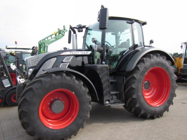 Fendt 724 Profi-Plus