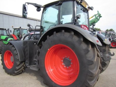 Fendt 724 Profi-Plus