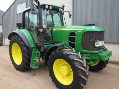 John Deere 6630