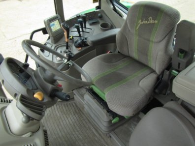 John Deere 6630