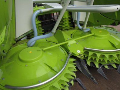 Claas Orbis 600 8 row maize header