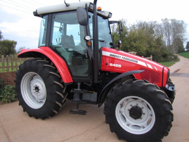 Massey Ferguson 5455