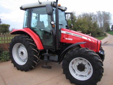 Massey Ferguson 5455