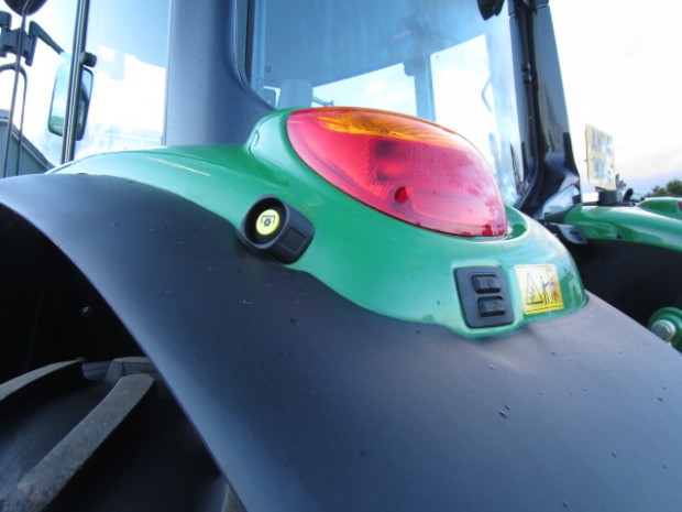 John Deere 6150M
