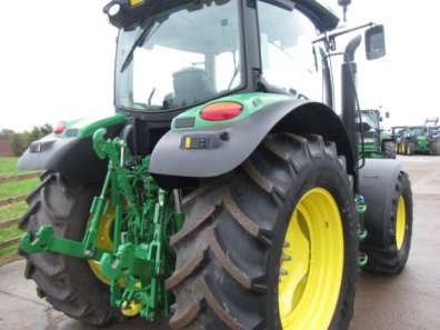 John Deere 6125R