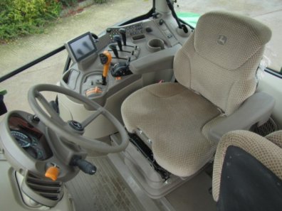 John Deere 6125R