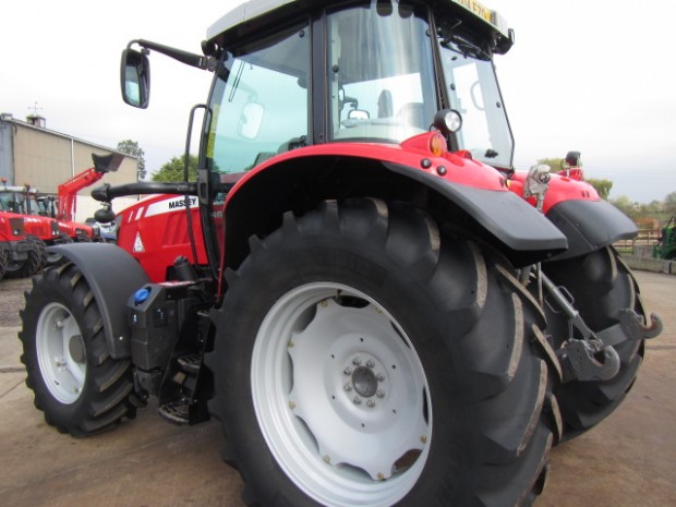 Massey Ferguson 6615