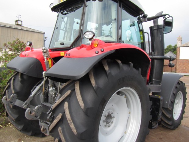 Massey Ferguson 6615