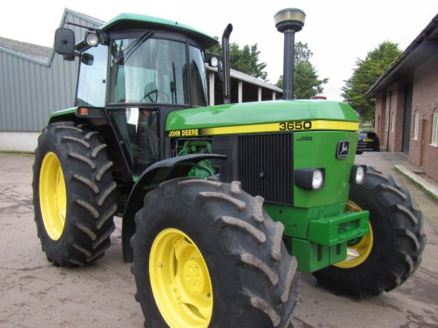 John Deere 3650