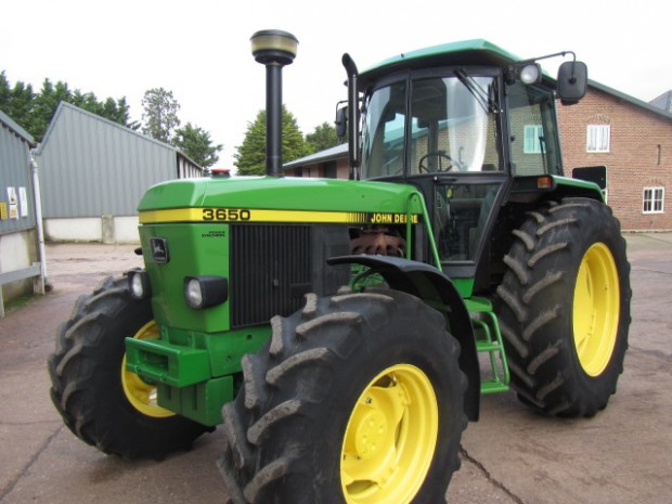 John Deere 3650
