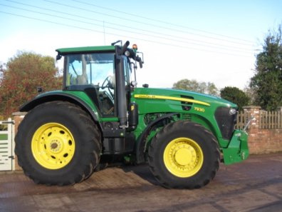 John Deere 7930