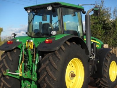 John Deere 7930