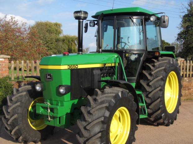 John Deere 3650
