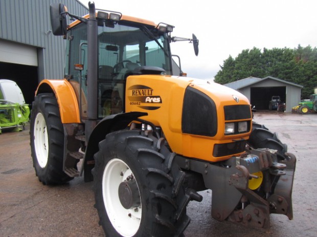 Renault Ares 656RZ